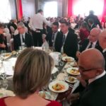 CEO da Apple e o da Microsoft jantam com Jair Bolsonaro durante o fórum em Davos. Jair Bolsonaro, Apple, Microsoft